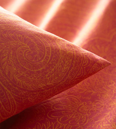 bedding-Paisley